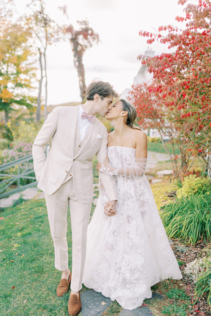Wedding at Manoir Hovey – North Hatley